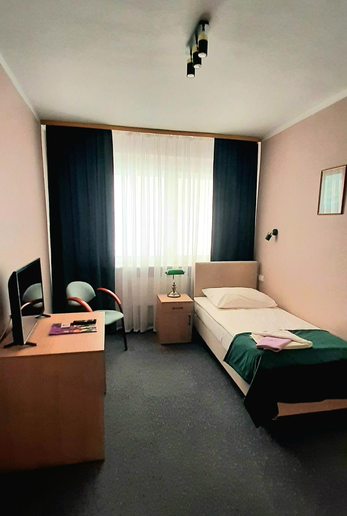 Hotel Bosir Бялисток Екстериор снимка