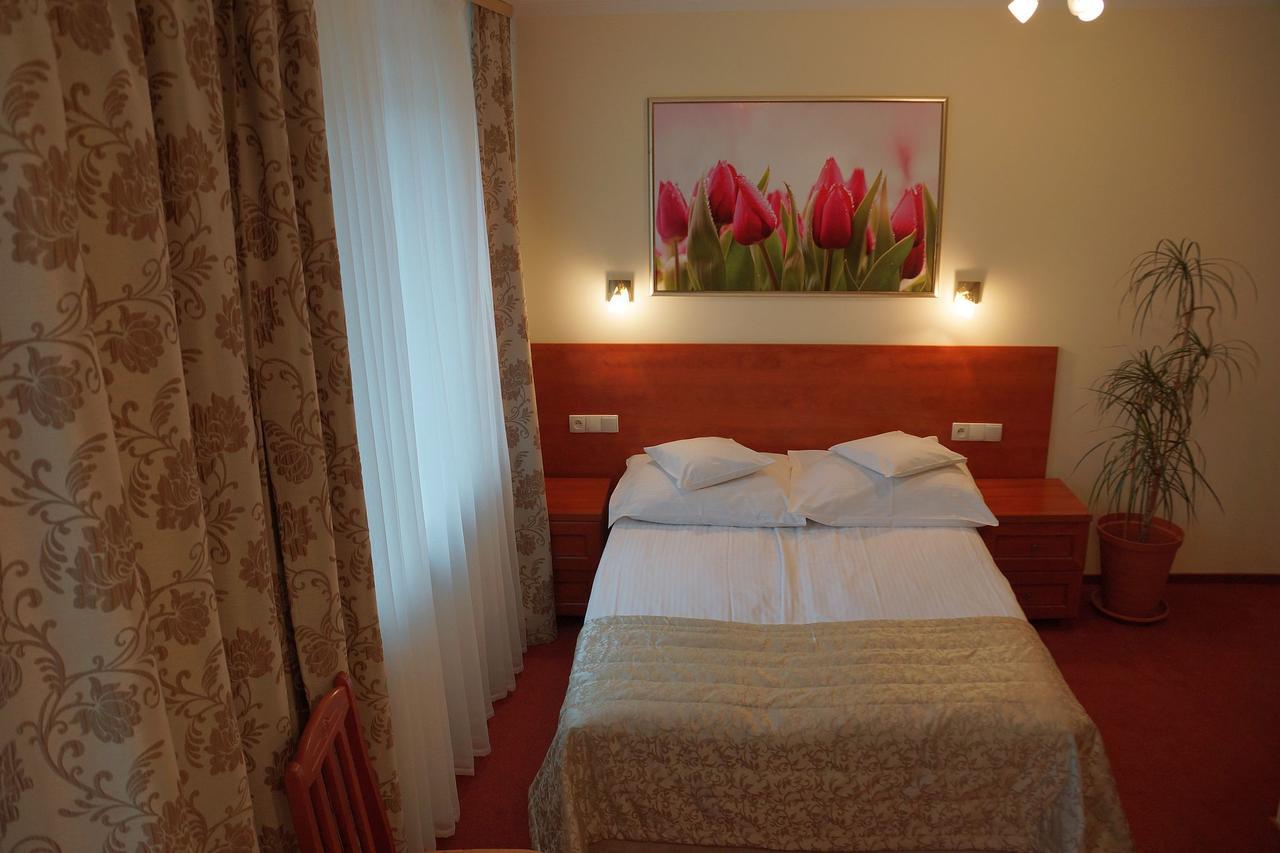 Hotel Bosir Бялисток Екстериор снимка